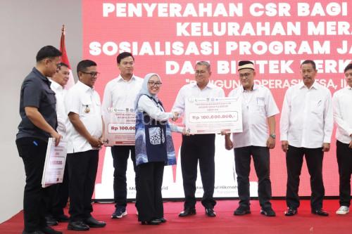 Gubernur Banten, Andra Soni menghadiri penyerahan CSR bagi Koperasi Merah Putih di Kabupaten Tangerang. Foto Biro Adpim Banten