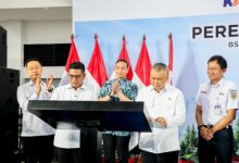 Andra Soni, Gubernur Banten ersama Menteri Perhubungan meresmikan Stasiun Jatake. Foto Biro Adpim Banten