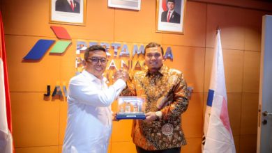 Gubernur Banten, Andra Soni kunjungi Pertamina Patra Niaga. Foto: Biro Adpim Banten