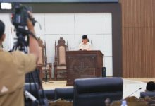 Gubernur Banten, Andra Soni di DPRD Banten. Foto Biro Adpim Pemprov Banten