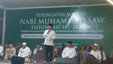 Peringatan Maulid Nabi Muhammad SAW di Ponpes Al Fathaniya dihadiri Gubernur Banten dan tokoh agama non muslim. Foto: Dok Ponpes Al Fathaniyah