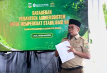 Gubernru Banten, Andra Soni di Ponpes Agro Ekosistem Raudhatul Ihsan di Lebak. Foto Biro Adpim Banten