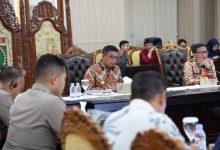Gubernur Banten, Andra Soni gelar Rakor soal pemutihan pajak kendaraan bermotor. foto: Biro Adpim Pemprov Banten