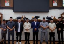 Gubernur Banten, Andra Soni di DPRD Banten. Foto Biro Adpim Banten