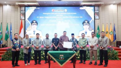 Penandangatan kerjasama Bank Banten dan sejumlah pemerintah daerah di Banten. Foto Biro Adpim Banten