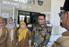 Gubernur Banten, Andra Soni meninjau SPMB di SMAN 1 Kota Serang. Foto: Antara