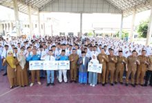 Kunjungan Gubernur Banten, Andra Soni ke SMK Taufiqiyyah Baros. Foto: Biro Adpim Banten