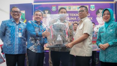 Gubernur Banten, Andra Soni menutup gelaran Teknologi Tepat Guna di Cikupa. Foto Biro Adpim Banten