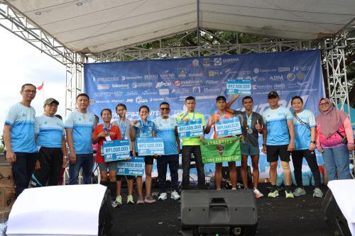 Gubernur Banten, Andra Soni hadiri Turnamen Golf Kapolda Banten. foto Biro Adpim Banten