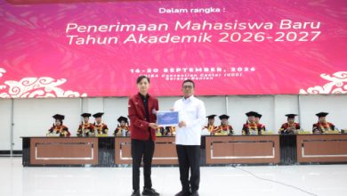Gubernur Banten, Andra Soni di Kampung Uniba cipocok, Serang. Foto Biro Adpim Banten