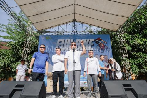 Gubernur Banten, Andra Soni buka fun bike di Tangerang. Foto Biro Adpim Banten