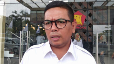 Andra Soni, Ketua DPRD Banten,