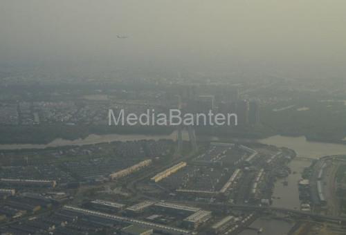 Kualitas udara Jakarta pada Minggu pagi. Foto: Antara
