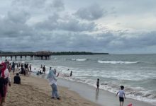 Suasana Pantai Anyer. Foto: Antara