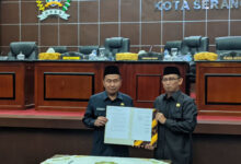 Penyampaian Raperda pertanggungjawaban APBD Kota Serang. Foto: Istimewa