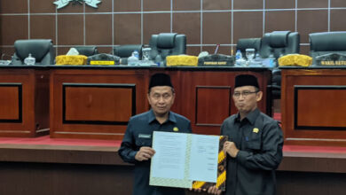 Penyampaian Raperda pertanggungjawaban APBD Kota Serang. Foto: Istimewa