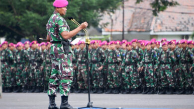 Apel awal tahun 2023 dipimpin Danpasmar 2, Brigjen TNI (Mar) Suherlan. Foto: Ahmad Munawir - Menkav 2 Mar.