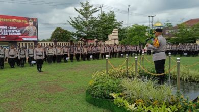 Apel pengamanan di TPS Pilkada Kabupaten Serang. Foto: Yono