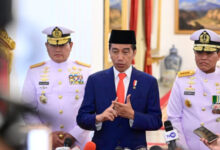 Arahan Presiden RI, Jokowi ke KSAL, Laksamana TNI Muhammad Ali. Foto: BPMI Satpres RI