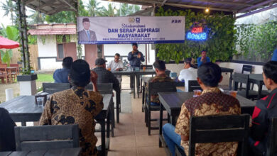 Reses Ari Winanto, anggota DPRD Kota Serang. Foto: Aden Hasanudin