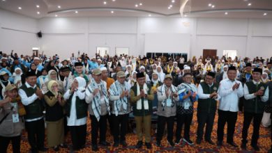 Para jemaah haji di Asrama Haji Cipondoh, Tangerang. Foto Biro Adpim Banten