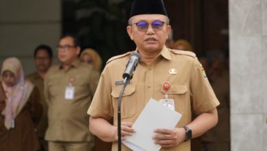 Plt Sekda Kota Cilegon, Ahmad Aziz Ade Setia Putra. Foto Daeng Yusvin