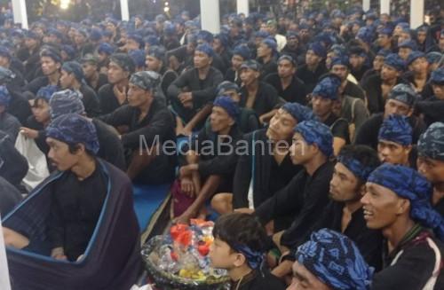 Warga Baduy saat seba di Pendopo Kabupaten Lebak. Foto Antara