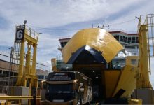 Bongkar muat di Pelabuhan Bakauheni. Foto Antara