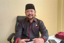 Ketua DPC PDIP Kota Serang, Bambang Janoko. Foto: Aden Hasanudin