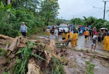 Jalan yang terputus karena longsor di salah satu daerah di Banten. Foto: Biro Adpim Banten