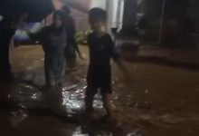 Dua Desa di Paarincang terendam banjir. Foto: Antara