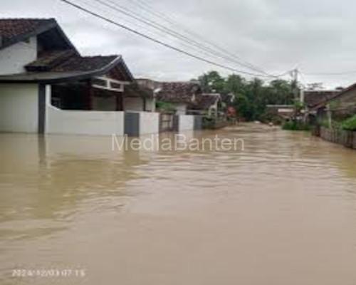 Banjir di Kabupaten Pandegalng. Foto: Instagram BPBD Kabupaten Pandeglang