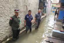 Banjir rob di Kampung Dadap, Kabupaten Tangerang. Foto: Antara