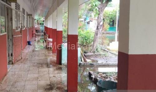 Kegiatan belajar mengajar SDN Pamarican 1 Kota Serang dilakukan secara daring. Foto Antara