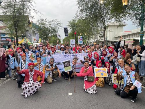 Pawai Budaya Harkodia dari Banten di Yogyakarta. Foto Biro Adpim Banten