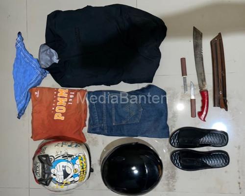 Barang bukti pelaku jambtet. Foto Yono