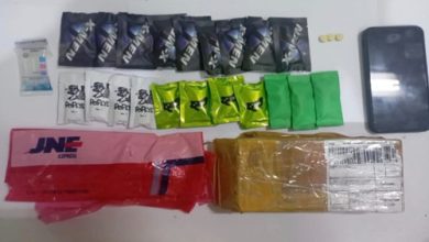 Baranb bukti ekstasi dan cairan vape ilegal. Foto Hadi