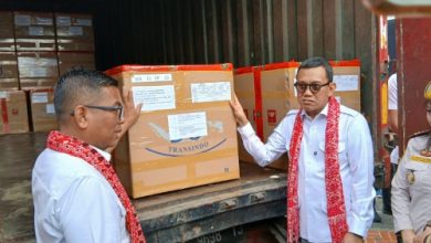 Badan Karantina Indonesia melepas ekspor komoditas tropis ke China. Foto Antara