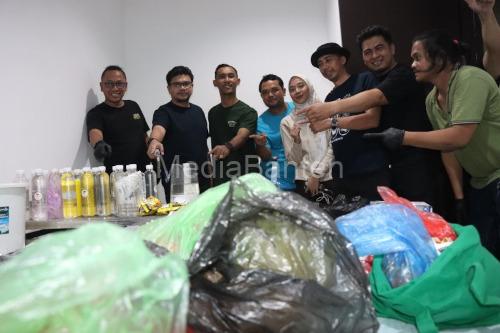 Barang bukti produks narkotika jenis etomidate di PIK2 Banten. Foto Antara