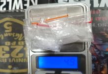 Barang bukti sabu dan alat komunikasi. Foto: Yono