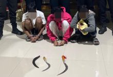 Tiga remaja bawa senjata tajam di Cikande. Foto: Yono