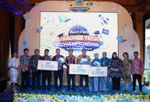 Guru-guru Sulawesi berfoto bersaa di Bakti BCA: TTC 2026 Jakarta. Foto BCA