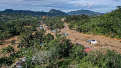 Banjir bandang dan longsor. Foto Antara