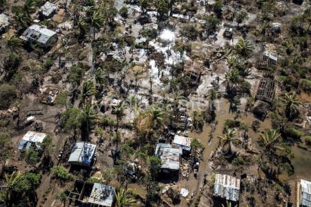 Pemandangan udara Buzi, Mozambik, dan kehancuran yang disebabkan oleh Topan Idai pada 2019. Mozambik, 2019. Foto: Pablo Garrigos/MSF