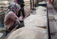 Komoditas beras melimpah di pasar tradisional Lebak. Foto: LKBN Antara