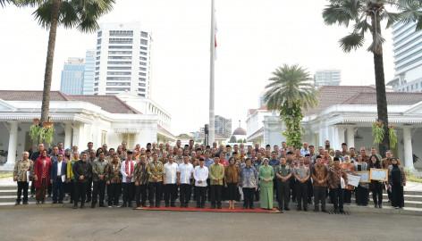 Usai Rakor bersama Wakil Presiden Maruf Amin. Foto: Prokopim Kab Tangerang