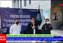 Penetapan Tersangka 2 Hakim PN Rangkasbitung dan 1 PNS atas penggunaan sabu. Foto: Hendra Hermawan