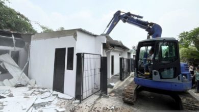 Pembongkaran 10 Unit "Apartemen Mewah" di Lapas Cibinong. Foto Antara