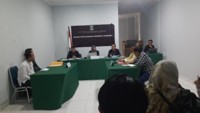 Salah satu sidang sengketa konsumen di BPSK Provinsi Banten. Foto: Budi Wahyu Iskandar