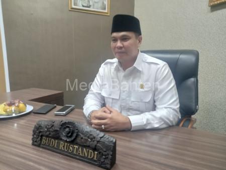 Budi Rustandi, Ketua DPRD Kota Serang. Foto: Aden Hasanudin